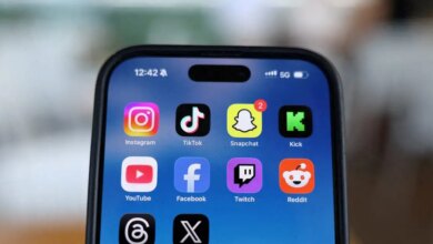 «Καμπανάκι»-Παπαστεργίου-για-social-media:-Τα-παιδιά-μας-κινδυνεύουν-–-Έρχονται-απαγορεύσεις-και-περιορισμοί-ανάλογα-με-την-ηλικία