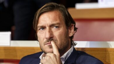 Ο-Φραντσέσκο-Τότι-στο-Ολίμπικο-για-να-φουντώσει-τα-σενάρια-επιστροφής-του-στη-Ρόμα