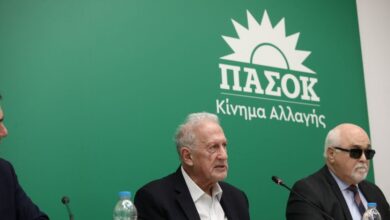 Ανοίγει-η-πόρτα-του-ΠΑΣΟΚ:-Όλα-τα-ονόματα-της-Επιτροπής-Διεύρυνσης-που-ανακοίνωσε-ο-Κώστας-Σκανδαλίδης