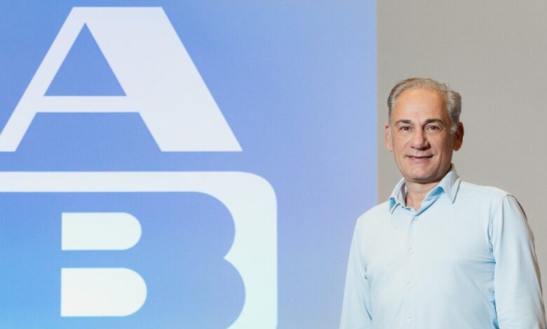 ΑΒ-Βασιλόπουλος:-Επέκταση-στη-Θεσσαλονίκη-με-12-νέα-καταστήματα-–-Εξαγορά-της-Ναταλί