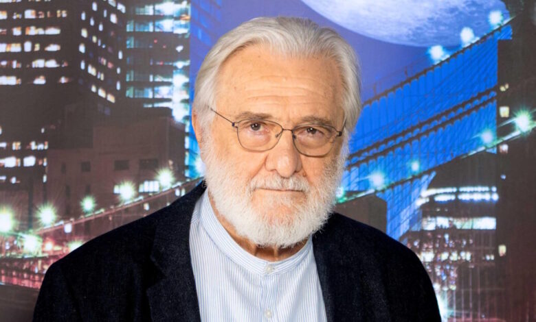 Γιάννης-Σμαραγδής:-Η-ταινία-για-τον-Θεόδωρο-Κολοκοτρώνη-και-οι-πληροφορίες-για-κόστος-5-εκατ.-ευρώ