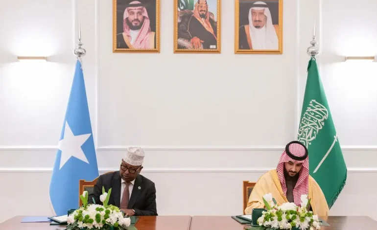 Στρατιωτική-συμφωνία-Σομαλίας-Σαουδικής-Αραβίας,-εν-μέσω-ανησυχιών-για-Σομαλιλάνδη-και-Ισραήλ