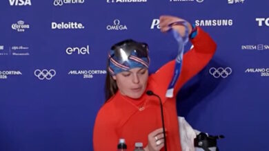 Χειμερινοί-Ολυμπιακοί-Αγώνες:-Μυστήριο-με-τα-χαλασμένα-μετάλλια,-πέφτουν-από-τις-κορδέλες