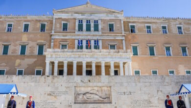 Μνημείο-Αγνώστου-Στρατιώτη:-Συγκροτείται-Μικτή-Συμβουλευτική-Επιτροπή-για-την-ανάδειξη-και-τη-συντήρησή-του