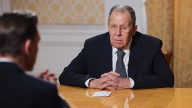 Λαβρόφ-για-προσπάθειες-συσχέτισης-Έπσταϊν-και-Ρωσίας:-Διολισθαίνετε-στην-κίτρινη-δημοσιογραφία