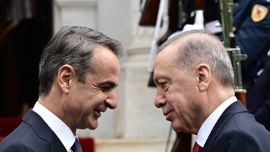 Κυριάκος-Μητσοτάκης-–-Ρετζέπ-Ταγίπ-Ερντογάν:-Επτά-χρόνια-συναντήσεων,-από-το-Λονδίνο-και-τον-Βόσπορο-έως-το-«ναυάγιο»-της-Νέας-Υόρκης