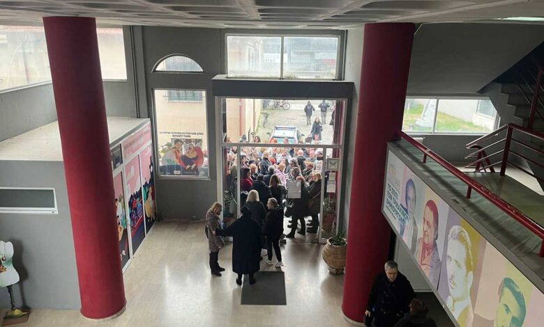 Τρίκαλα:-Χαμός-για-το-opera-gala-Καβράκου-–-Εξαφανίστηκαν-τα-δελτία