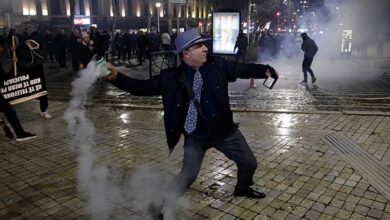 Αλβανία:-Πέτρες,-μολότοφ,-τραυματισμοί-και-προσαγωγές-σε-συγκέντρωση-κατά-της-κυβέρνησης-Ράμα