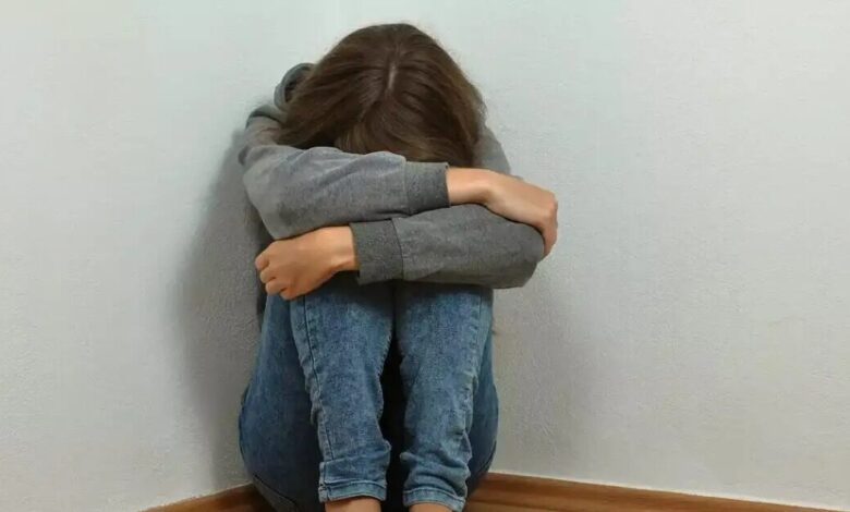 Χίος:-Αστυνομικός-εκτός-υπηρεσίας-έσωσε-την-19χρονη-από-τον-σύντροφό-της-–-Με-ιστορικό-ενδοοικογενειακής-βίας-ο-33χρονος