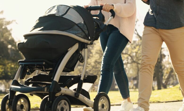 Γερμανία:-kλέφτες-πιάστηκαν-με-περίπου-3.000-ευρώ-σε-κέρματα,-κρυμμένα-σε-καροτσάκι-μωρού