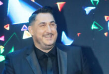 Κυριάκος-Κυανός:-«Θαυμάστρια-μού-πέταξε-πιρούνι-μαζί-με-τα-λουλούδια»