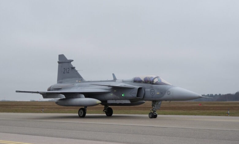 Μαχητικά-αεροσκάφη-της-Σουηδίας-θα-περιπολούν-την-Γροιλανδία-για-την-επιχείρηση-«arctic-sentry»-του-nato