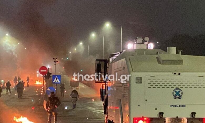 ΑΠΘ:-Στις-10-το-βράδυ-θα-κλείνουν-τα-κτίρια-του-πανεπιστημίου-μετά-τα-επεισόδια