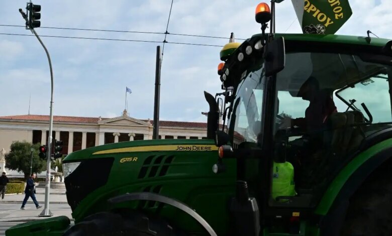 Οι-αγρότες-κατεβαίνουν-με-τρακτέρ-στην-Αθήνα:-Η-πορεία-για-το-Σύνταγμα-και-οι-κυκλοφοριακές-ρυθμίσεις-–-Πώς-θα-λειτουργήσει-το-μετρό