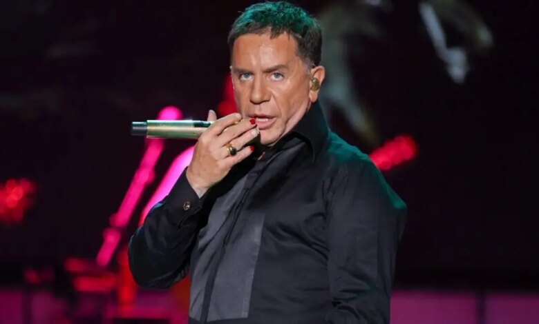 Ο-Γιώργος-Μαζωνάκης-χειρουργείται-το-Σάββατο-για-την-αφαίρεση-χολής:-Η-μητέρα-του-πήρε-εξιτήριο-την-ημέρα-που-μπήκε-στο-νοσοκομείο