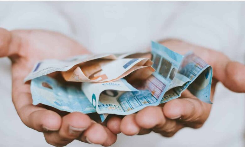 ΔΥΠΑ-και-e-ΕΦΚΑ:-Σήμερα-ολοκληρώνεται-το-μπαράζ-πληρωμών-–-Ποιους-αφορά