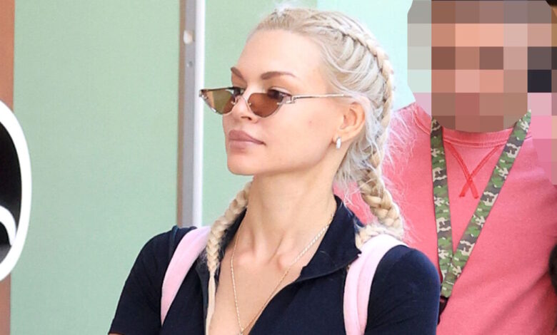 Βίκυ-Κάβουρα:-«Η-κόρη-μου-είναι-κολλημένη-με-τον-Άγιο-Παΐσιο»