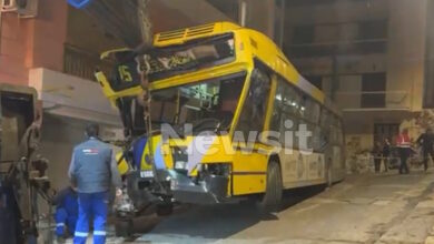 Τρόλεϊ-έπεσε-σε-πολυκατοικία-στα-Πετράλωνα