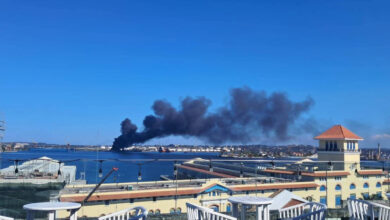 Πυρκαγιά-σε-διυλιστήριο-της-Αβάνας-ενώ-βαθαίνει-η-ενεργειακή-κρίση-στην-Κούβα