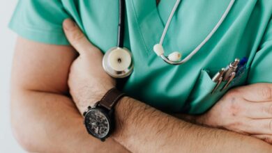 Αυξανόμενη-βία-στους-υγειονομικούς-χώρους-–-Αίσθημα-ανασφάλειας-για-γιατρούς-και-νοσηλευτές