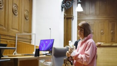 Η-Ζιζέλ-Πελικό-αποκαλύπτει-ότι-οι-δικηγόροι-του-συζύγου-της-θέλησαν-να-παρουσιάσουν-τους-βιασμούς-της-ως-sex-tape-–-«Αυτές-ήταν-σκηνές-εγκλήματος»