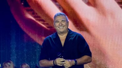 j2us:-Το-τηλεφώνημα-έκπληξη-του-Αντώνη-Ρέμου-κατά-την-διάρκεια-του-live-και-οι-ευχές-για-την-κόρη-του