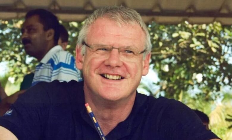 Φάρμακο-για-το-Πάρκινσον-οδήγησε-Βρετανό-δικηγόρο-σε-υπεξαίρεση-600.000-λιρών-και-εθισμό-σε-πορνό,-αντίκες-και-συνόδους-πολυτελείας