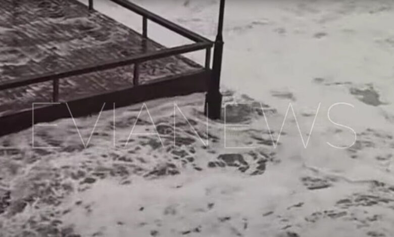 Κακοκαιρία-στην-Εύβοια:-Τα-κύματα-βγήκαν-στη-στεριά,-έσπασαν-τζάμια-και-πλημμύρισαν-καταστήματα