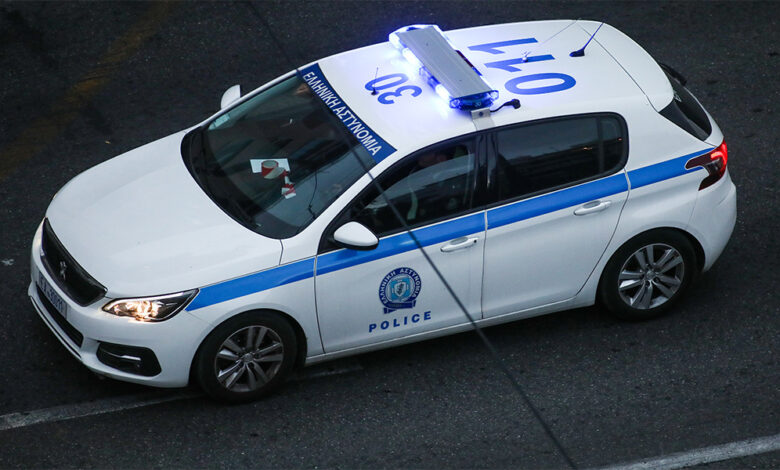 Τρίκαλα:-Προσποιήθηκαν-τον-ΔΕΔΔΗΕ-και-άρπαξαν-44.000e-και-χρυσαφικά