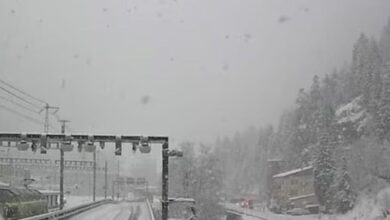 Εκτροχιάστηκε-τρένο-στην-Ελβετία-λόγω-χιονοστιβάδας,-πληροφορίες-για-τραυματίες