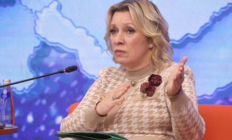 Εύσημα…-Ζαχάροβα-στη-Δύση:-«Μπράβο»-κάνατε-την-Ουκρανία-συνώνυμη-της-ακροδεξιάς-Ευρώπης