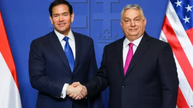 Ο-Μάρκο-Ρούμπιο-στο-πλευρό-του-Βίκτορ-Όρμπαν