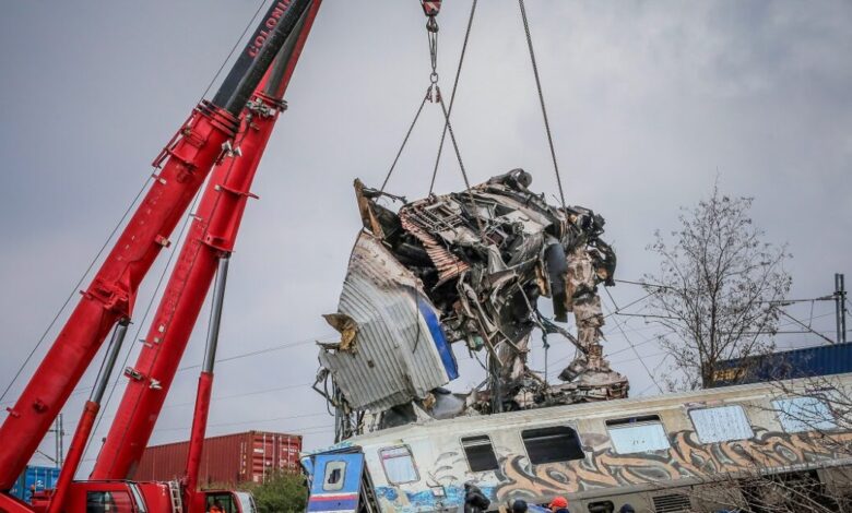 Τέμπη:-Εντολή-για-εκταφή-9-σορών-από-την-Εισαγγελία-Πρωτοδικών-Λάρισας