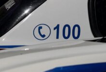 Ελευσίνα:-Ριφιφί-σε-εργοστάσιο-αργυροχρυσοχοΐας-–-Άνοιξαν-τρύπα-στον-τοίχο-και-έσπασαν-την-τζαμαρία