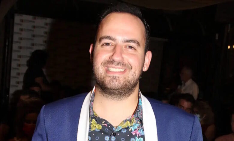 Ο-Μαυρίκιος-Μαυρικίου-απαντά-για-την-εμφάνιση-του-Στέφανου-Παπαδόπουλου-που-τραγούδησε-Γιώργο-Μαζωνάκη