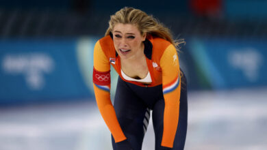 Χειμερινοί-Ολυμπιακοί-Αγώνες-2026:-Η-nike-δίνει-1000.000-δολάρια-στην-Γιούτα-Λίρνταμ-επειδή-έδειξε-το-αθλητικό-μπουστάκι-της