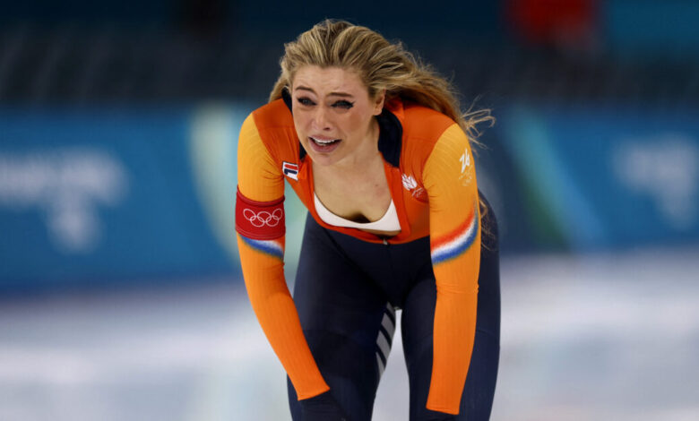 Χειμερινοί-Ολυμπιακοί-Αγώνες-2026:-Η-nike-δίνει-1000.000-δολάρια-στην-Γιούτα-Λίρνταμ-επειδή-έδειξε-το-αθλητικό-μπουστάκι-της