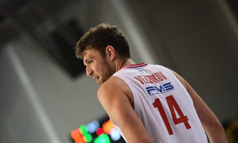 Βεζένκοφ-για-Χέιζ-Ντέιβις:-«Καλώς-ήρθε»