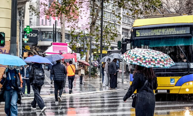 Καιρός:-«Ψυχρό-μέτωπο»-με-καταιγίδες-την-Παρασκευή-και-το-Σάββατο-–-Ηλιόλουστη-Καθαρά-Δευτέρα-με-ισχυρούς-ανέμους