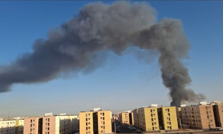 Πυρκαγιά-σε-κτίριο-της-πόλης-Παράντ-του-Ιράν