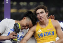 Καραλής-σε-Ντουπλάντις:-«Έχεις-ταλέντο-στο-τραγούδι,-μπορείς-να-κάνεις-μόνο-αυτό-για-έναν-χρόνο;»