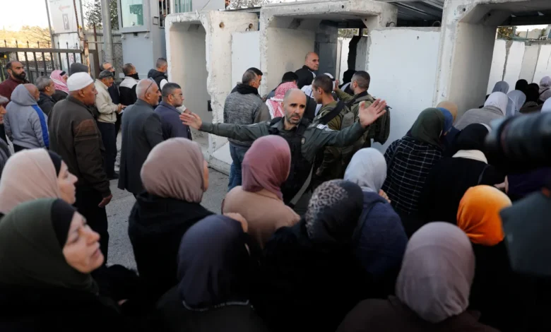 Το-Ισραήλ-περιορίζει-την-πρόσβαση-στο-Αλ-Άκσα,-την-πρώτη-Παρασκευή-του-Ραμαζανιού