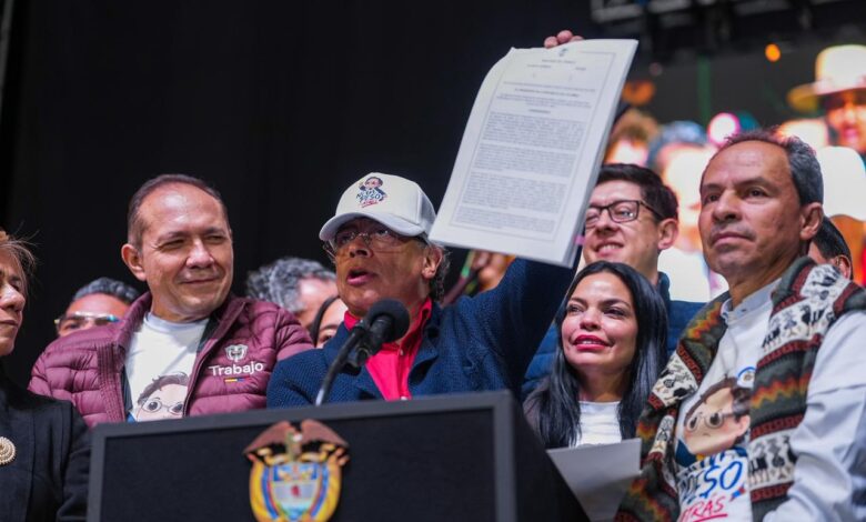 Λαοθάλασσα-στην-Κολομβία,-για-την-αύξηση-του-κατώτατου-μισθού