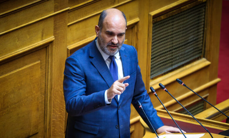 Μαρκόπουλος-για-επεισόδια-στη-Νίκαια:-Ηθικά-υπεύθυνος-ο-Παπανικολάου,-υπήρξε-απόπειρα-λιντσαρίσματος-του-Γεωργιάδη