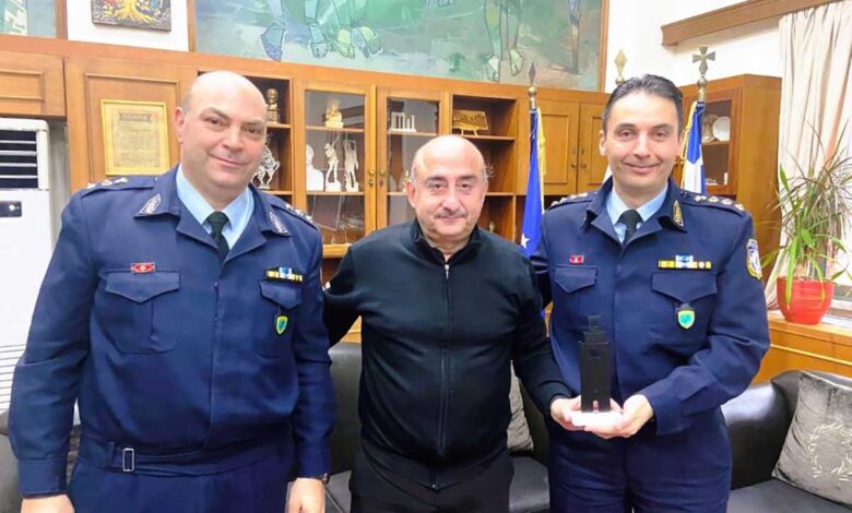 Στον-Δήμαρχο-η-νέα-ηγεσία-της-Αστυνομίας-Τρικάλων