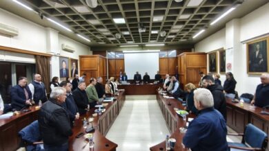 Το-Δημοτικό-Συμβούλιο-τίμησε-τους-νεκρούς-της-Βιολάντα