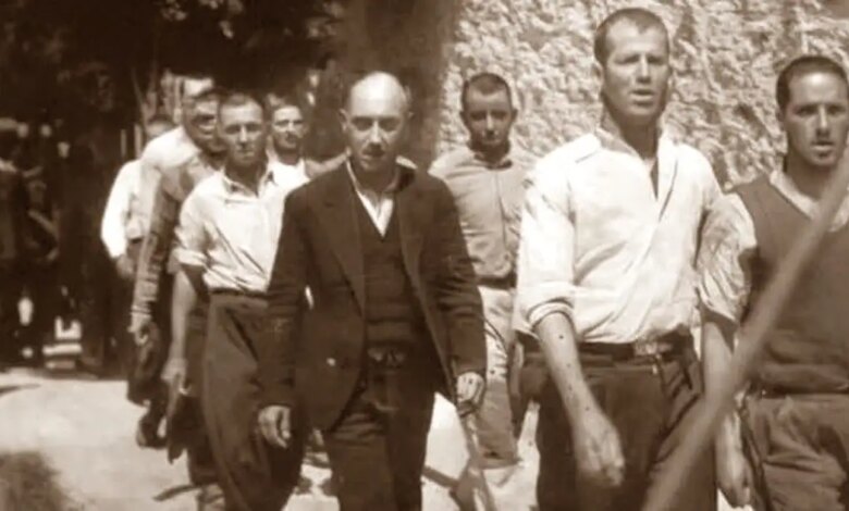 Αυθεντικές-οι-262-φωτογραφίες-από-την-εκτέλεση-των-200-στην-Καισαριανή-–-Τις-αγοράζει-όλες-το-υπουργείο-Πολιτισμού