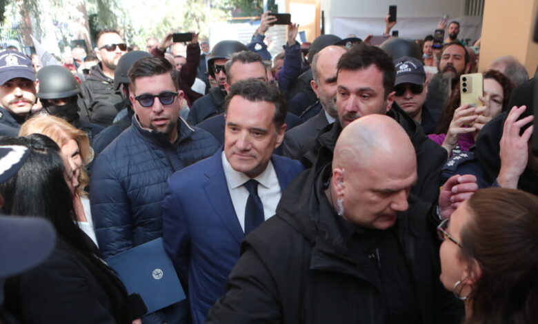 Ζαχαριάδης-για-επεισόδια-στη-Νίκαια:-Πρωταγωνιστής-εντάσεων-και-τοξικότητας-ο- Γεωργιάδης