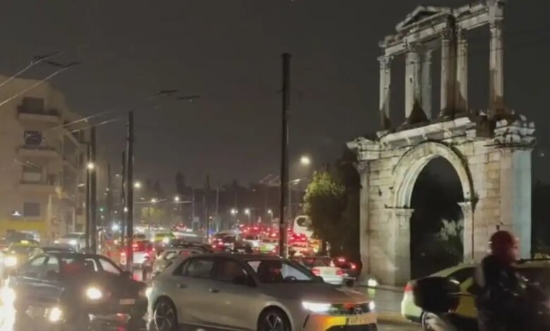 Κακοκαιρία:-Ξεκίνησε-η-μπόρα-στην-Αττική-–-Βροχές-και-καταιγίδες-σε-πολλές-περιοχές