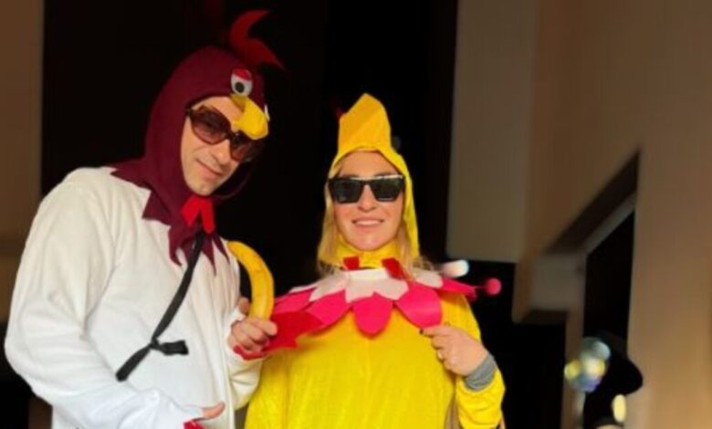 Αποστόλης-Τότσικας-και-Ρούλα-Ρέβη-ντύθηκαν-για-τις-απόκριες:-«Οι-φωτογραφίες-που-ήθελες»